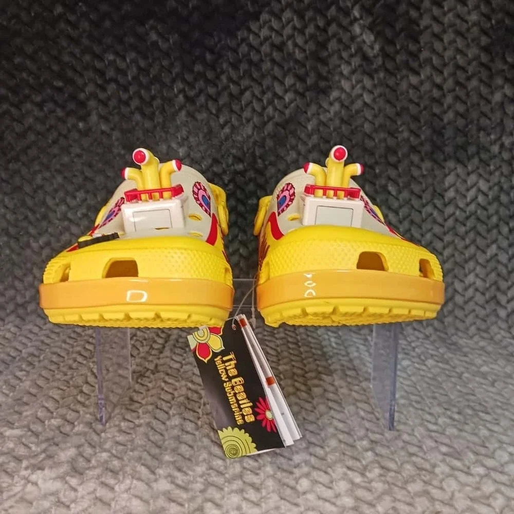 Crocs The Beatles Edition Yellow Submarine Classic Men's Clog Size 9 Women's 11